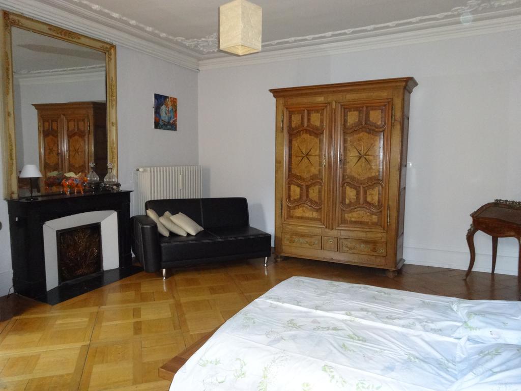 Les Serruriers - Appartement Spacieux Avec Terrasse & Parking Straatsburg Buitenkant foto